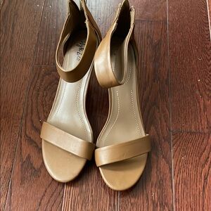 Style & Co. Tan Chunky Heel Sandals